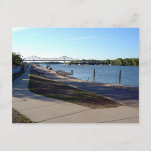 Levee - Winona, MN Postkarte
