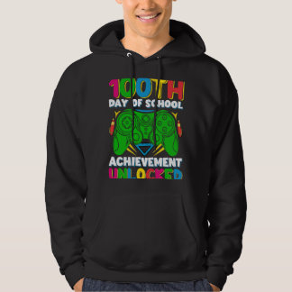 Level 100 Day of School Unlock Gamer 100. Tage Hoodie