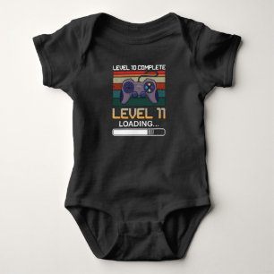 Level 10 Abgeschlossen Level 11 Geburtstagsvideo Baby Strampler