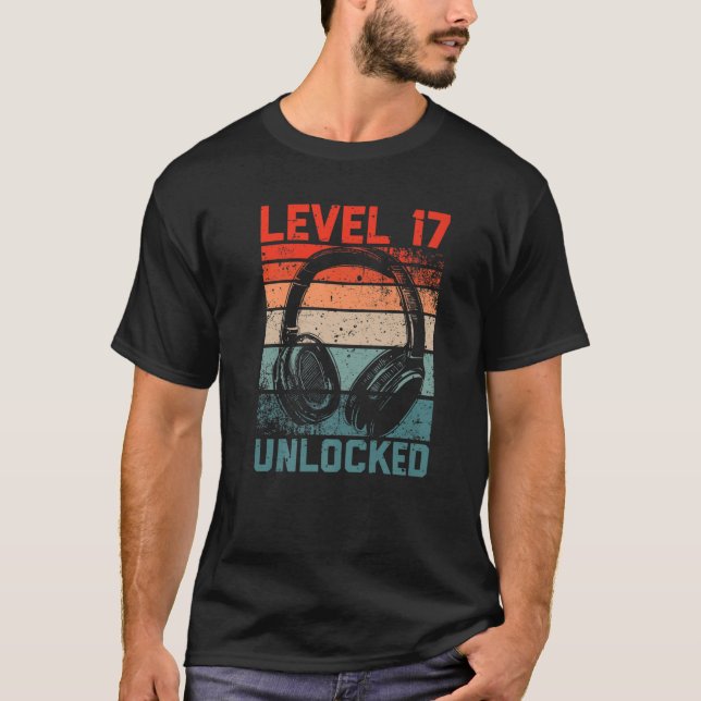 Level 17 Unlock Video Gamer Liebt den 17. Geburtst T-Shirt (Vorderseite)