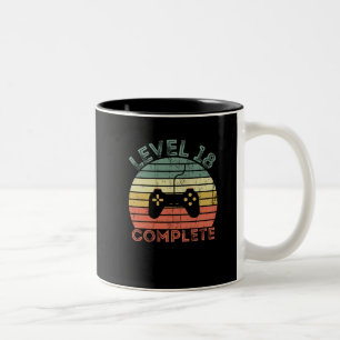 Level 18 vollständig retro vintage 18. Geburtstag Zweifarbige Tasse