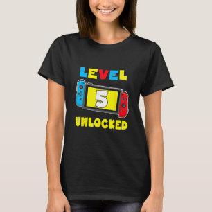 Level 5 freigeschaltet 5. Geburtstags-Shirt Videos T-Shirt