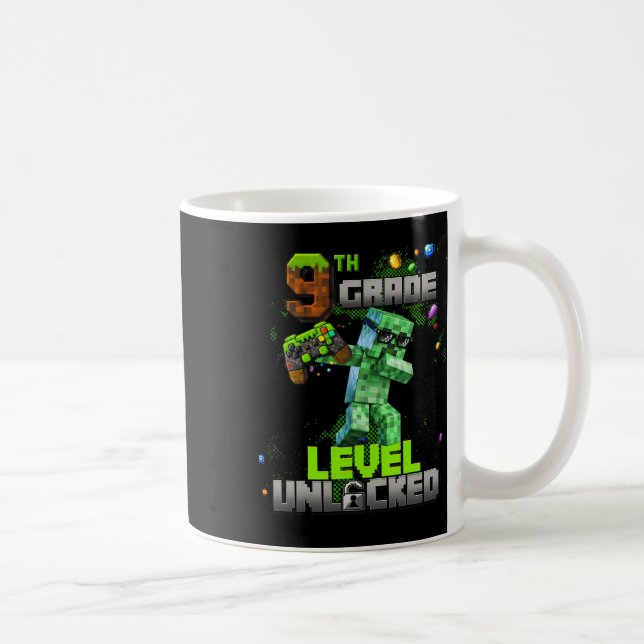 Level 9 freigeschaltet Großartig seit 2016 Geburts Kaffeetasse (Rechts)