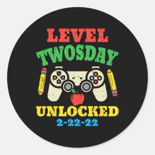 Level Twosday freigeschaltet 2-22-22 Gamer Twos Da Runder Aufkleber