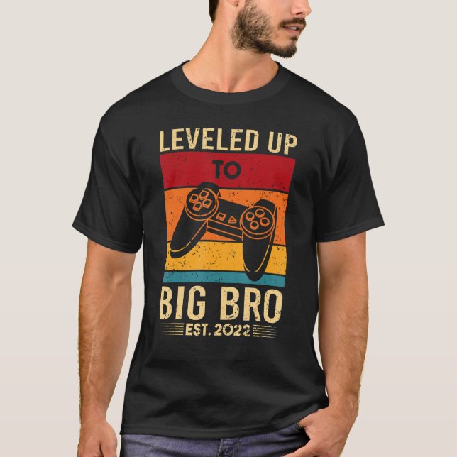 Level Up Gamer Neugeborener Big Brother seit 202 T-Shirt (Vorderseite)