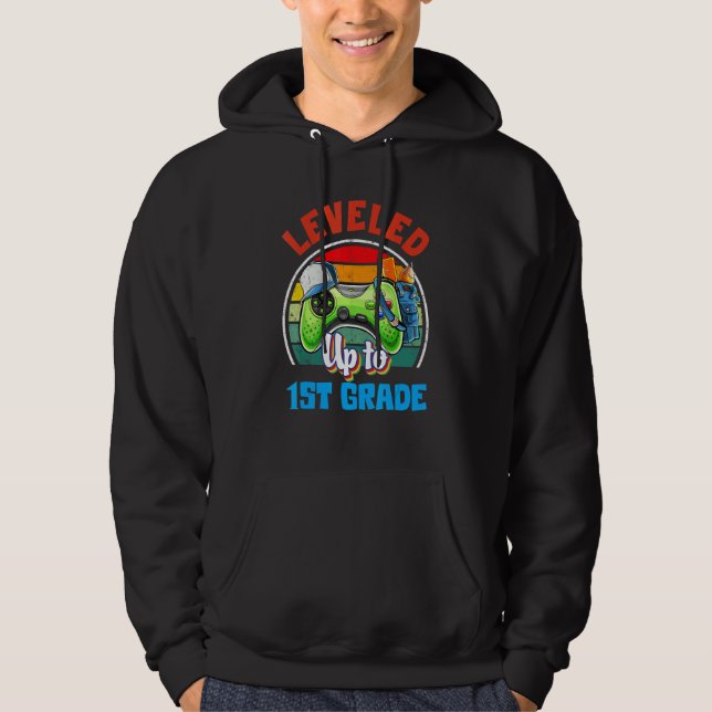 Leveled Up To 1st Grade Gamer Back To School First Hoodie (Vorderseite)