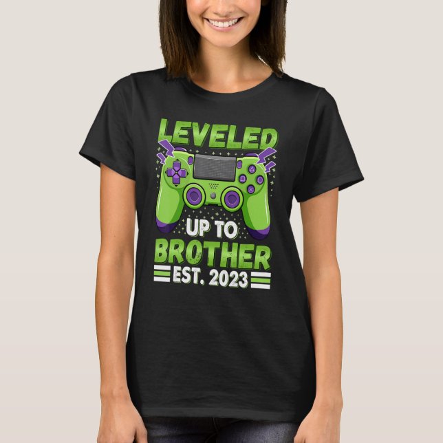 Leveled Up To Brother 2023 Promoted To Big Bro 202 T-Shirt (Vorderseite)