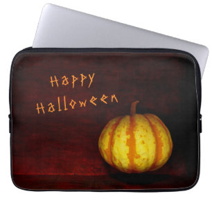 Levitate Pumpkin - Stillleben Laptopschutzhülle