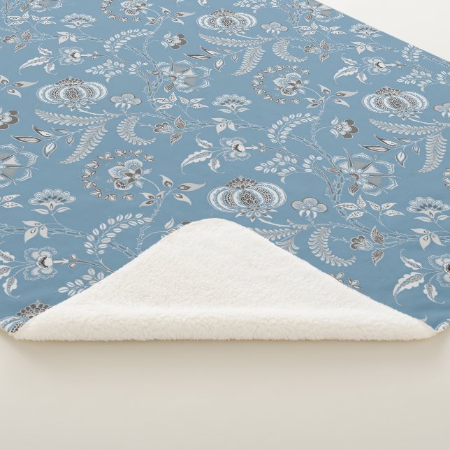 Lewis Day's "Granny" Floral Sherpadecke (3/4)