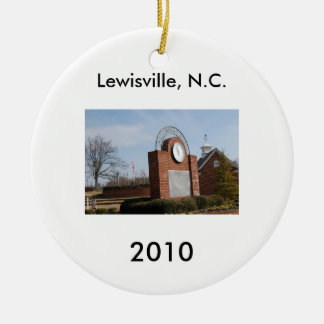 Lewisville, N.C. Keramik Ornament