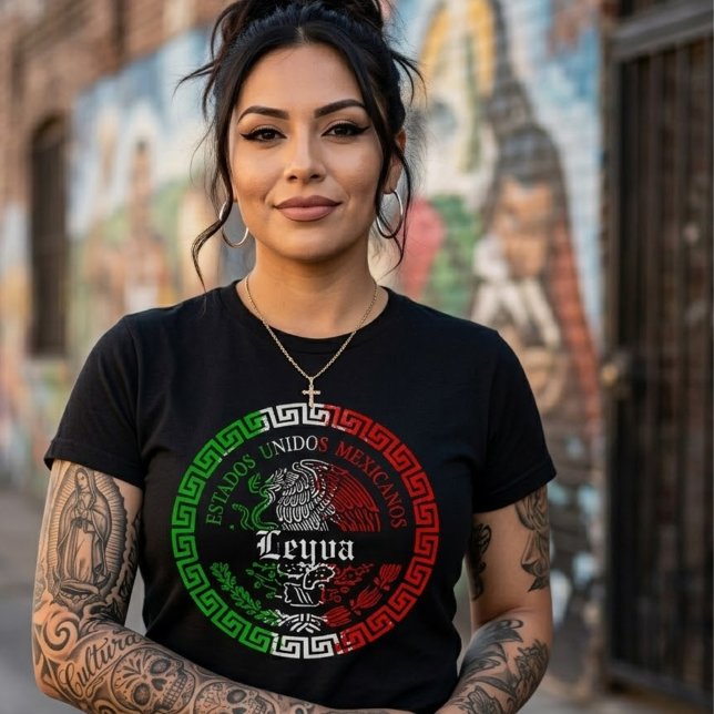 Leyva Nachname Mexiko Emblem Shirt (Leyva Last name T-shirt)