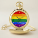 LGBT Gay Lesbian - Regenbogenflagge Mit Monogramm Taschenuhr<br><div class="desc">Schöne, lebendige LGBT Gay Pride Regenbogenfarben, farbenfrohe geometrische Streifen Muster, individuell, personalisiert, mit Monogramm, Premium Legierung, klassisch, stilvoll, Taschenuhr. Die Uhr zeigt Text in eleganten Imitaten goldtypografisches Skript. Geben Sie einfach Ihren Namen / Paare Namen / Hochzeitsdatum / Monogramm / Initialen, um Ihre Wünsche anzupassen. Es ist ein großartiges Geschenk...</div>