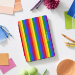 LGBT Gay Lesbian - Regenbogenstreifen Mit Monogram iPad Pro Cover<br><div class="desc">Erstellen Sie Ihre eigenen, personalisierten, einzigartigen, einzigartigen, einzigartigen, stilvollen Imitate Gold Typografie Skript Name Monogram / Initialen, mit Monogramm, cool, modern, lebendig, LGBT Gay Pride Regenbogenfarben, farbenfrohe geometrische Streifen Muster, magnetische iPad Smart Cover, die sich in mehrere Standpositionen faltet und das graue Mikrofaser-Interieur schützt Ihren Bildschirm, und weck / Schlaffunktion....</div>