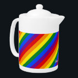 LGBT-Gay Pride-Regenbogenstreifen farbige Flag LGB<br><div class="desc">Schön, lebendig, LGBT Gay Pride Regenbogenfarben, farbenfrohe geometrische Streifen Muster, individuell, personalisiert, modern, cool, stilvoll, elegant elegante Imitate Goldene Schrift / Typografie / Schriftart, mit Monogramm, 100% weißes Porzellan, Geschirrspüler-Safe, Mikrowellensafe, Teekanne. Geben Sie einfach Ihren Namen / Kindernamen / Familienname / Firmennamen ein, um Ihre Wünsche zu erfüllen. Machen Sie...</div>