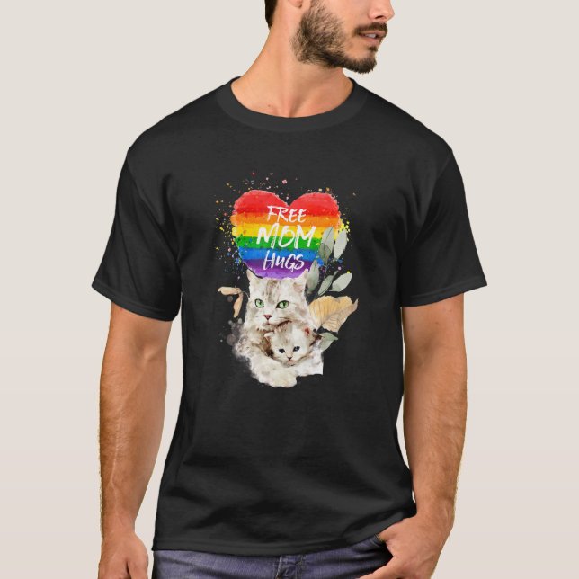 LGBT Pride Mama Cat and Kitten Free Mama Hugs Moth T-Shirt (Vorderseite)