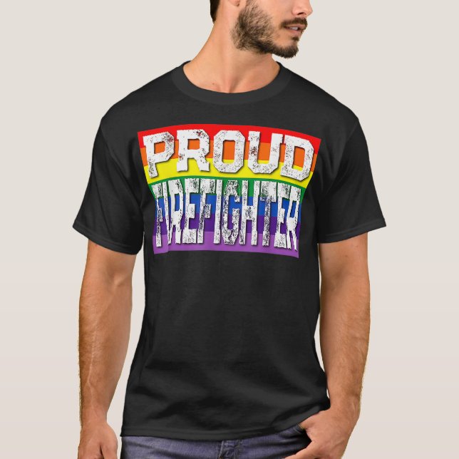 LGBTQ Proud Firefighter Gay Pride Rainbow  T-Shirt (Vorderseite)
