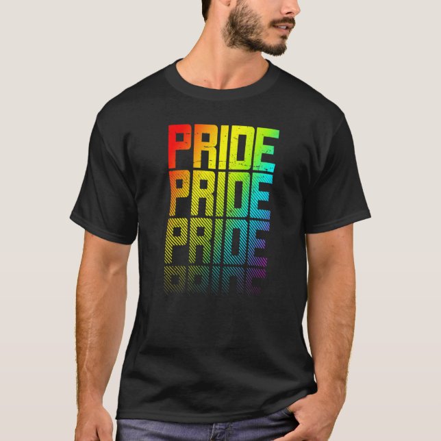 Lgbtq+ Rainbow-Gay Pride Textfade Graphic T-Shirt (Vorderseite)