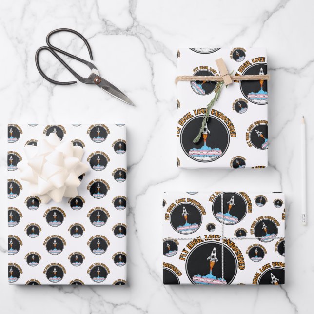 LGBTQ-Transgender-Flag, Fliegenhoch, Liebe grenzen Geschenkpapier Set (Vorderseite)