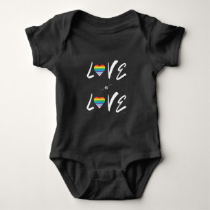 LGBTQIA-Liebe ist LIEBE Rainbow Heart Pride Baby Strampler
