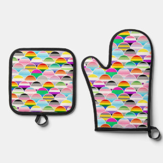 LGBTQIA+ Queer Scalloped Pride Flag Fans Ofenhandschuh & Topflappen-Set