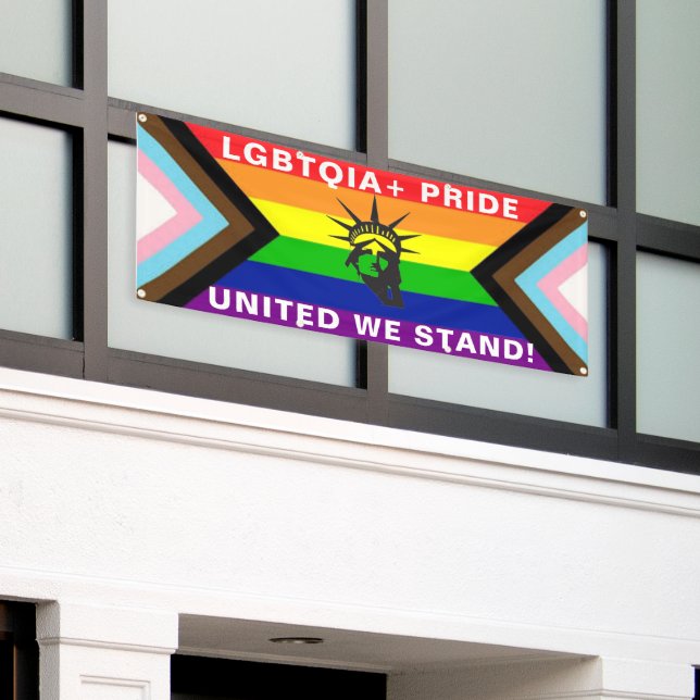 LGBTQIA+ "United We Stand" Banner (Äußeres Gebäude)