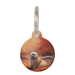 Lhasa Apso im Herbst inspiriert durch fallende Blä Haustiermarke