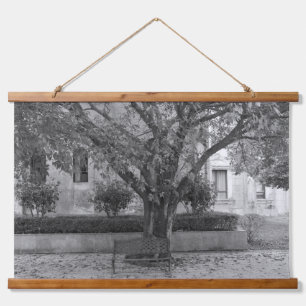 Li-Garten-Serie: Echos unter dem Baum Wandteppich Mit Holzrahmen