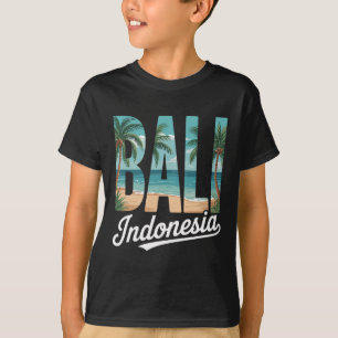 Li Indonesien Tropische Strandpalmen und Ozean A T-Shirt