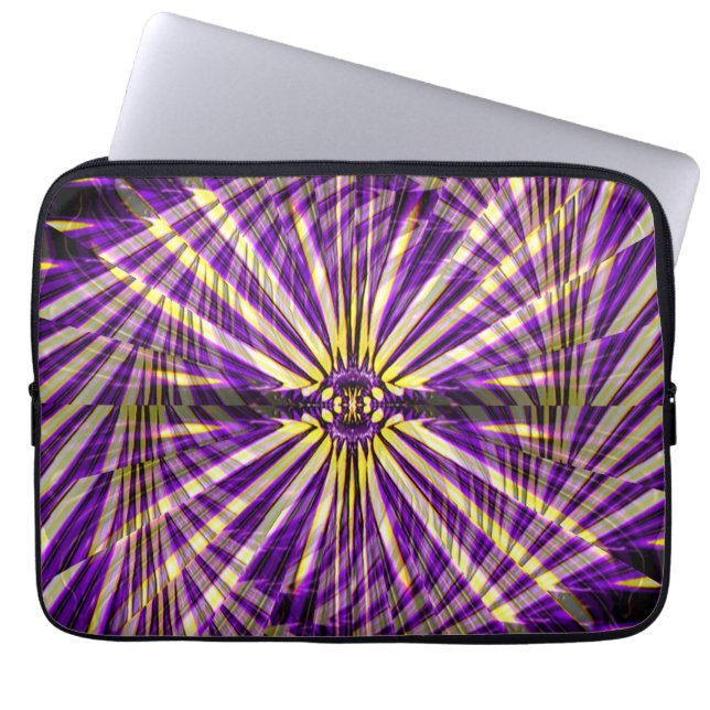Libelle in Fliege........ Laptopschutzhülle (Vorderseite)