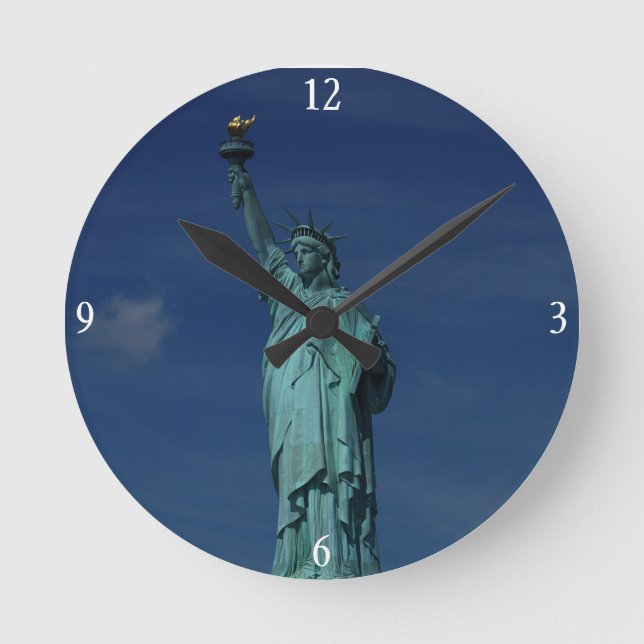 Liberty Enlightening the World - Statue of Liberty Runde Wanduhr (Vorderseite)