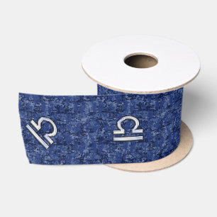 Libra Zodiac-Symbol auf Blue Digital-Camouflage Satinband