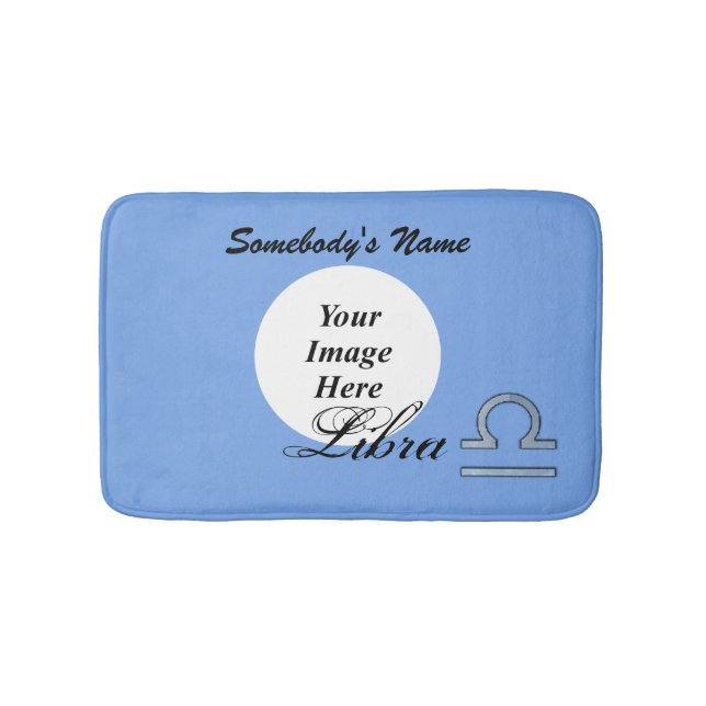 Libra Zodiac Symbol Element von Kenneth Yoncich Badematte (Vorderseite)