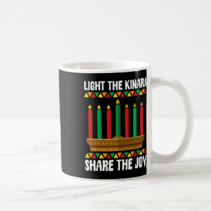 Licht die Kinara teilen die Joy Kwanzaa Kerzenhall Kaffeetasse