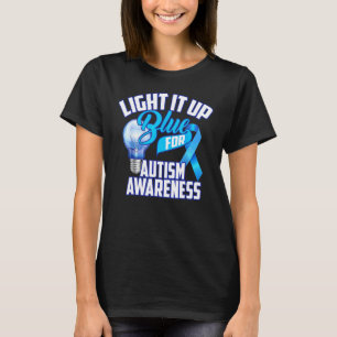 Licht es auf blauer Autismus Bewusstsein Puzzle Pi T-Shirt