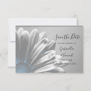 Lichtblaue BlumenHighlights Hochzeitsszenierungen  Save The Date