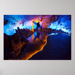 Lichter in der Reed Flute Cave, China Poster
