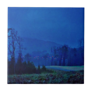 Lichter in einem blauen Berg-Nebel Fliese