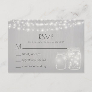 Lichter und Mason Jars Rustikale Hochzeit RSVP
