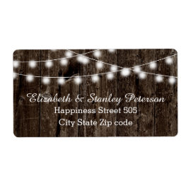 Lichterfolge bei der Sommerhochzeit aus alten Holz