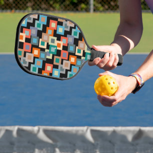 Lichtplätze auf Dunkelheit Pickleball Schläger