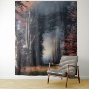 Lichtweg in einem Baumwald Wandteppich