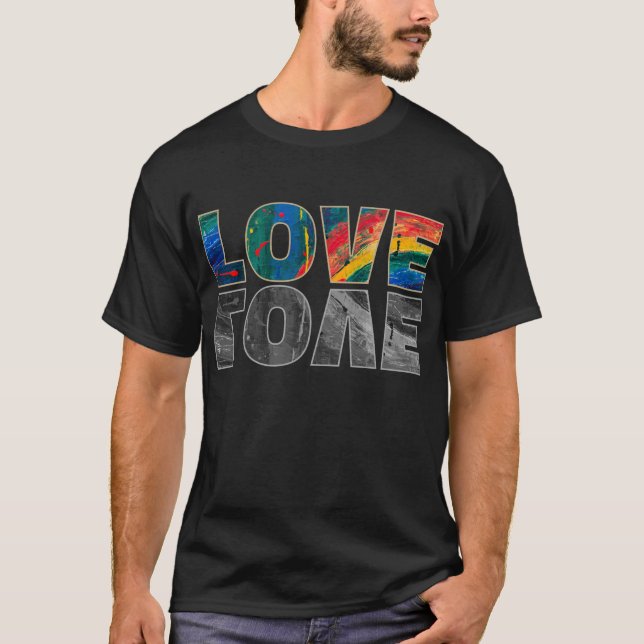 Liebe Abstrakte Kunstbriefe Farbenfrohe Regenbogen T-Shirt (Vorderseite)