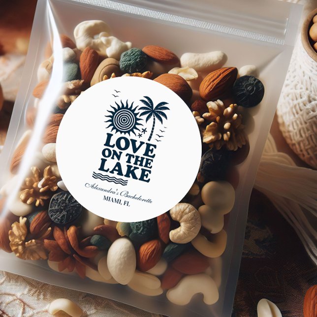 Liebe am Wochenende des Bachelorette Runder Aufkleber (Von Creator hochgeladen)