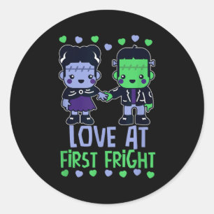 Liebe auf den ersten Schrecken Kawaii Frankenstein Runder Aufkleber