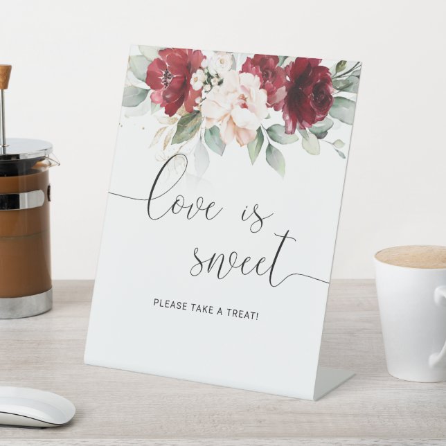 Liebe aus Burgund und Rosa Blütenfarbe ist süß Sockelschild (In SItu)