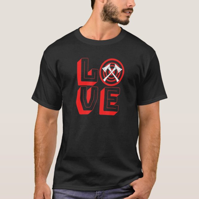 Liebe Ax Throwing Graphic T-Shirt (Vorderseite)