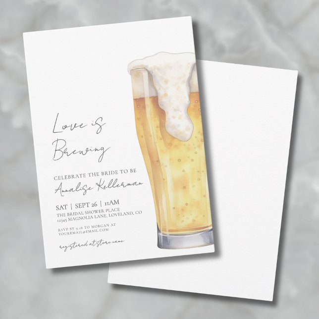 Liebe braut Bier-Brautparty Einladung (Love Is Brewing Beer Bridal Shower Invitation)
