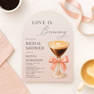 Liebe braut sich Espresso Martini-Brautjunggeselli Einladung