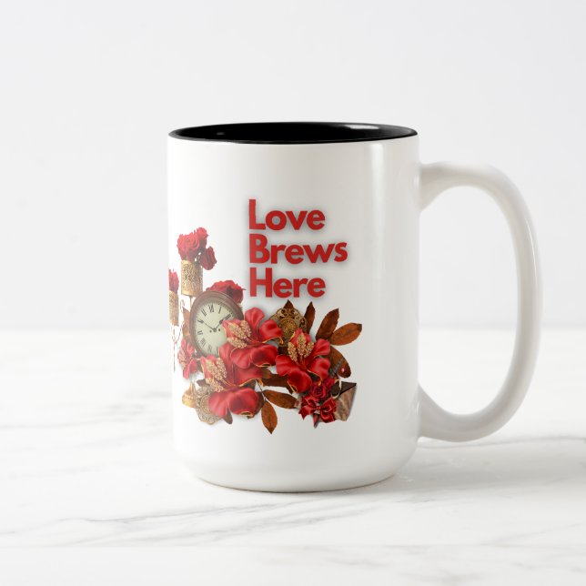 Liebe bricht hier - Feiern Liebe Dieses Valentinst Zweifarbige Tasse (Rechts)