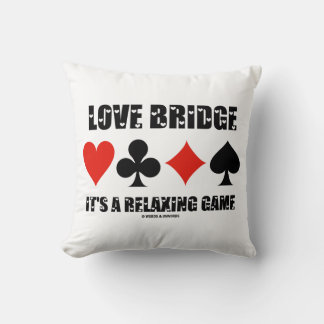 Liebe Bridge Es ist ein entspannendes Spiel (vier  Kissen